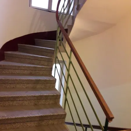 アパート Downtown Dell Arte ノヴィ・サド